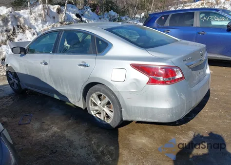 2013 Nissan Altima 2.5 Sv z USA, uszkodzony, nr VIN 1N4AL3AP5DC231804